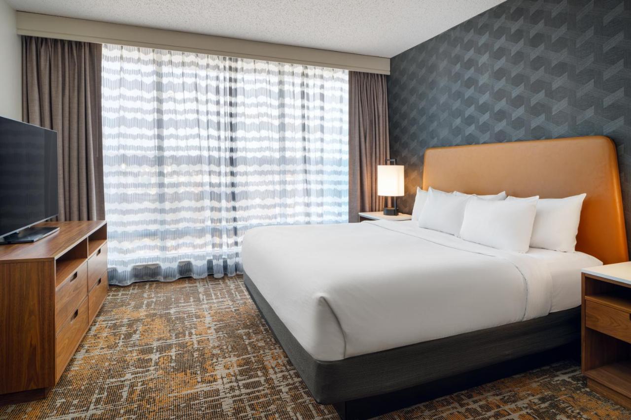 Embassy Suites Хантсвилл Экстерьер фото