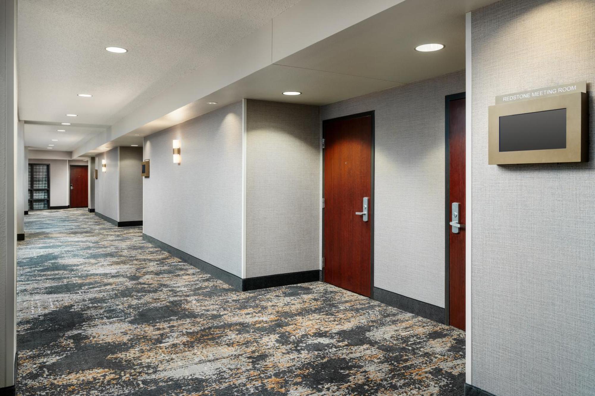 Embassy Suites Хантсвилл Экстерьер фото